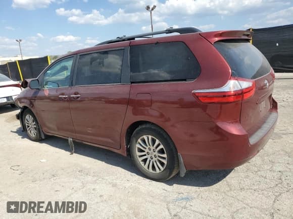 ✅ 2016 Toyota Sienna XLE • VIN: 5TDYK3DC5GS710425 • Lot: 84276595. Listed on Copart with 71,645 mi. Free auction sales archive from the USA and detailed vehicle history report at DreamBid. Image 2.