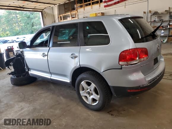 ✅ 2005 Volkswagen Touareg • VIN: WVGBG77L25D014636 • Lot: 66394565. Wystawiony na Copart z przebiegiem 190 838 mil. Bezpłatny archiwum sprzedaży aukcyjnych z USA i szczegółowy raport historii pojazdu na DreamBid. Zdjęcie 2.