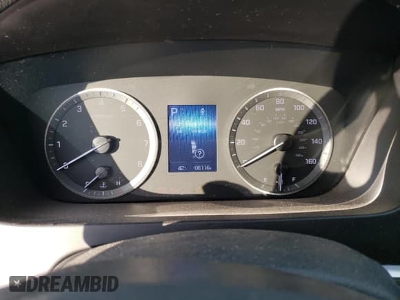 ✅ 2017 Hyundai Sonata Sport • VIN: 5NPE34AF8HH537110 • Lot: 35920643. Listed on Copart with 106,116 mi. Free auction sales archive from the USA and detailed vehicle history report at DreamBid. Image 9.