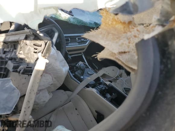 ✅ 2021 BMW 3 Series 330i • VIN: 3MW5R1J05M8C13650 • Lot: 46793555. Listed on Copart with Not provided. Free auction sales archive from the USA and detailed vehicle history report at DreamBid. Image 8.