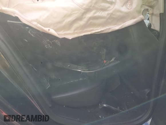 ✅ 2017 Buick Regal Sport Touring • VIN: 2G4GL5EX7H9193978 • Lot: 90664445. Listed on Copart with 92,779 mi. Free auction sales archive from the USA and detailed vehicle history report at DreamBid. Image 10.