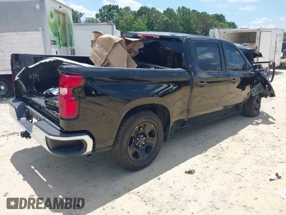 ✅ 2024 Chevrolet Silverado 1500 • VIN: 3GCUD4ED0RG412033 • Лот: 42533107. Опубликован ранее на IAAI с пробегом 4 258 миль. Бесплатный доступ к архиву аукционных продаж из США и подробный отчёт об истории автомобиля на DreamBid. Изображение 4.