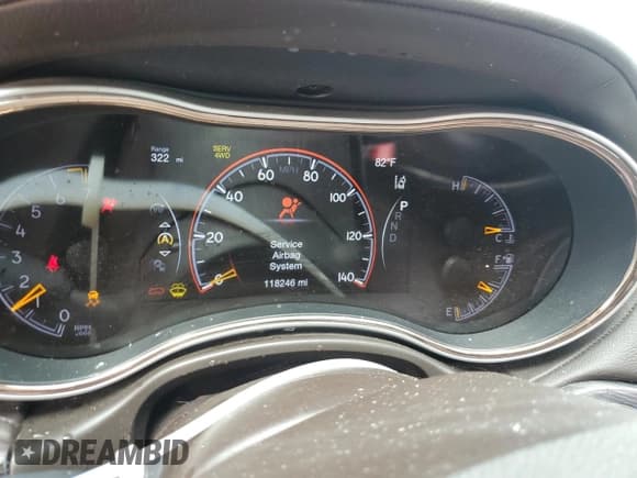 ✅ 2018 Jeep Grand Cherokee Summit • VIN: 1C4RJFJG3JC450504 • Lot: 69654855. Listed on Copart with 118,246 mi. Free auction sales archive from the USA and detailed vehicle history report at DreamBid. Image 9.