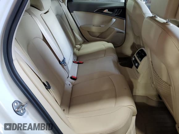 ✅ 2018 Audi A6 Premium Plus • VIN: WAUG3AFC9JN093115 • Лот: 81875555. Опубликован ранее на Copart с пробегом 57 443 миль. Бесплатный доступ к архиву аукционных продаж из США и подробный отчёт об истории автомобиля на DreamBid. Изображение 10.