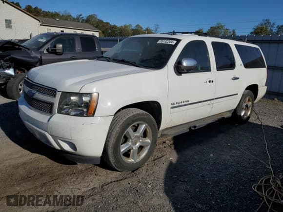 ✅ 2011 Chevrolet Suburban LTZ • VIN: 1GNSKKE38BR191111 • Lot: 75172204. Wystawiony na Copart z przebiegiem 165 370 mil. Bezpłatny archiwum sprzedaży aukcyjnych z USA i szczegółowy raport historii pojazdu na DreamBid. Zdjęcie 1.