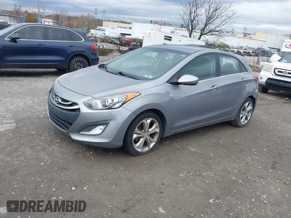 ✅ 2013 Hyundai Elantra • VIN: KMHD35LE9DU054789 • Lot: 43668957. Listed on IAAI with 137,185 mi. Free auction sales archive from the USA and detailed vehicle history report at DreamBid. Image 2.
