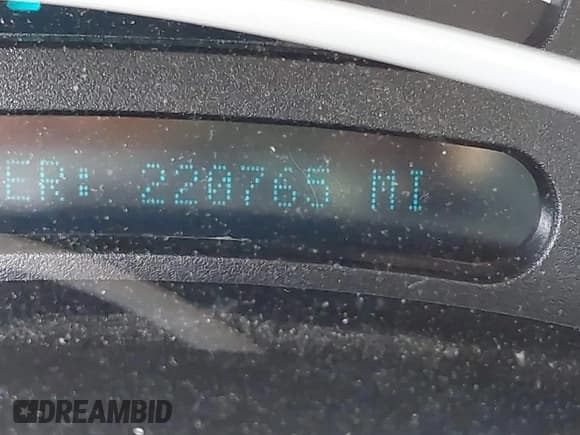 ✅ 2004 Chevrolet Suburban LT • VIN: 1GNFK16Z14J246188 • Lot: 43318864. Listed on IAAI with 220,765 mi. Free auction sales archive from the USA and detailed vehicle history report at DreamBid. Image 12.