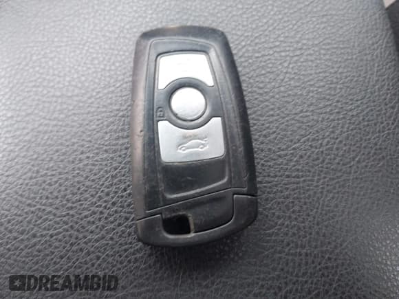 ✅ 2014 BMW 4 Series 428i xDrive • VIN: WBA3N5C50EF717437 • Lot: 42903930. Listed on IAAI with 177,996 mi. Free auction sales archive from the USA and detailed vehicle history report at DreamBid. Image 11.