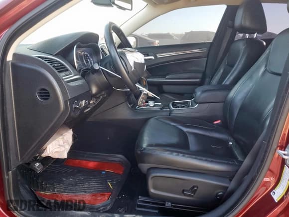 ✅ 2022 Chrysler 300 Touring L • VIN: 2C3CCADG8NH139561 • Lot: 84988195. Listed on Copart with 125,645 mi. Free auction sales archive from the USA and detailed vehicle history report at DreamBid. Image 7.