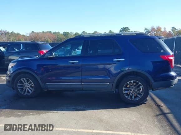 ✅ 2011 Ford Explorer XLT • VIN: 1FMHK7D85BGA37184 • Lot: 43687398. Wystawiony na IAAI z przebiegiem 240 591 mil. Bezpłatny archiwum sprzedaży aukcyjnych z USA i szczegółowy raport historii pojazdu na DreamBid. Zdjęcie 14.