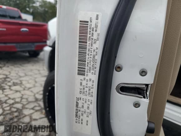 ✅ 2013 Ram 2500 Laramie • VIN: 3C6UR5NL4DG558661 • Lot: 89841935. Listed on Copart with 138,397 mi. Free auction sales archive from the USA and detailed vehicle history report at DreamBid. Image 12.