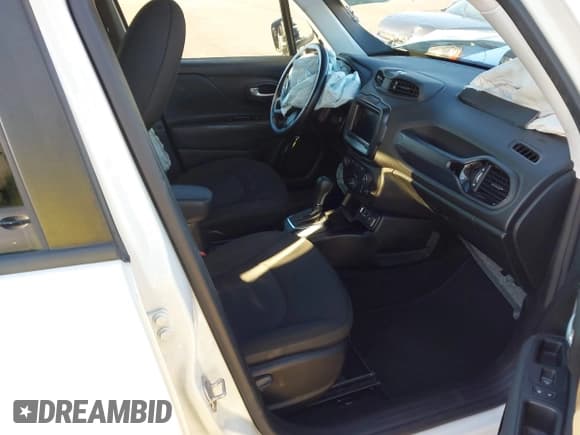 ✅ 2018 Jeep Renegade Latitude • VIN: ZACCJABB3JPJ50417 • Lot: 43589868. Wystawiony na IAAI z przebiegiem 74 833 mil. Bezpłatny archiwum sprzedaży aukcyjnych z USA i szczegółowy raport historii pojazdu na DreamBid. Zdjęcie 5.