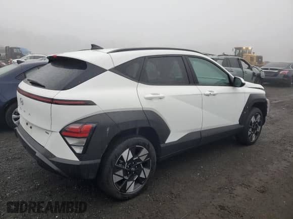 2024 Hyundai Kona SEL with VIN KM8HBCAB0RU071005, listed as a Copart auction lot 43392475 with 13,365 mi miles and Salvage title. Bid and sale history available at DreamBid. Image 3.