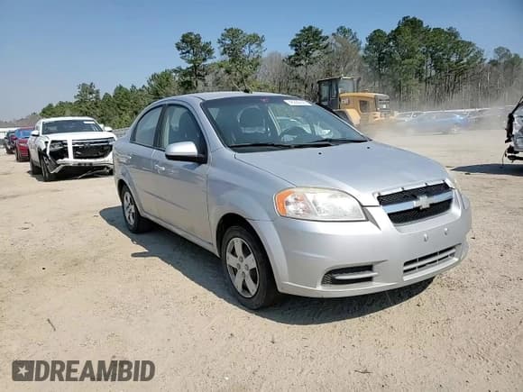 ✅ 2010 Chevrolet Aveo 1LT • VIN: KL1TD5DE6AB073925 • Lot: 46293655. Wystawiony na Copart z przebiegiem Nie podano. Bezpłatny archiwum sprzedaży aukcyjnych z USA i szczegółowy raport historii pojazdu na DreamBid. Zdjęcie 10.