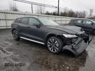 ✅ 2023 Volvo V60 Ultimate • VIN: YV4L12WC5P2107631 • Lot: 84135834. Listed on Copart with 11,313 mi. Free auction sales archive from the USA and detailed vehicle history report at DreamBid. Image 4.