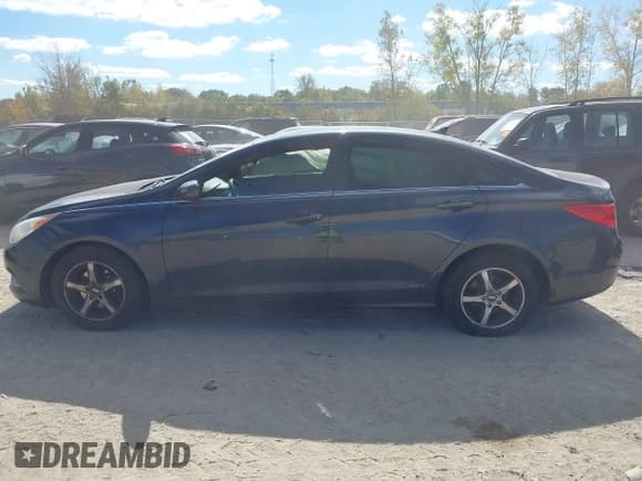 ✅ 2011 Hyundai Sonata GLS • VIN: 5NPEB4AC6BH178436 • Лот: 43423942. Опубликован ранее на IAAI с пробегом 166 489 миль. Бесплатный доступ к архиву аукционных продаж из США и подробный отчёт об истории автомобиля на DreamBid. Изображение 14.