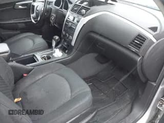 ✅ 2012 Chevrolet Traverse 1LT • VIN: 1GNKVGED3CJ133825 • Lot: 43578664. Wystawiony na IAAI z przebiegiem 84 506 mil. Bezpłatny archiwum sprzedaży aukcyjnych z USA i szczegółowy raport historii pojazdu na DreamBid. Zdjęcie 5.