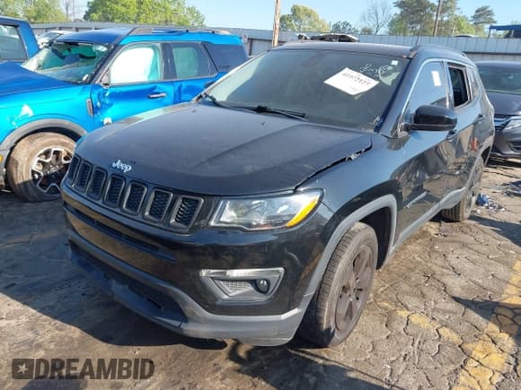 ✅ 2018 Jeep Compass Latitude • VIN: 3C4NJCBB9JT122220 • Lot: 41972125. Listed on IAAI with Not provided. Free auction sales archive from the USA and detailed vehicle history report at DreamBid. Image 2.