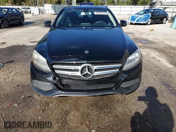 ✅ 2018 Mercedes-Benz C 300 • VIN: WDDWF4JB4JR311188 • Lot: 90039015. Listed on Copart with 110,536 mi. Free auction sales archive from the USA and detailed vehicle history report at DreamBid. Image 5.