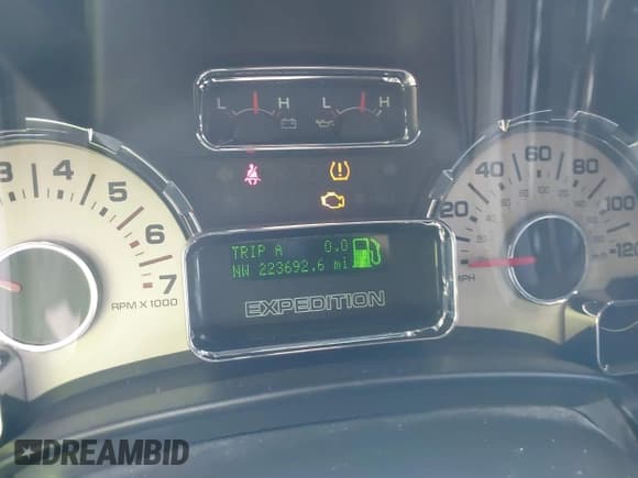 ✅ 2008 Ford Expedition Limited • VIN: 1FMFU19568LA31617 • Лот: 42058997. Опубликован ранее на IAAI с пробегом 223 692 миль. Бесплатный доступ к архиву аукционных продаж из США и подробный отчёт об истории автомобиля на DreamBid. Изображение 7.