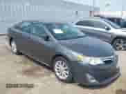 2013 Toyota Camry L с VIN 4T4BF1FK9DR313442, выставлен на аукционе IAAI как лот 42645698 с пробегом 127 757 миль миль и . История ставок и продаж доступна на DreamBid. Изображение 1.