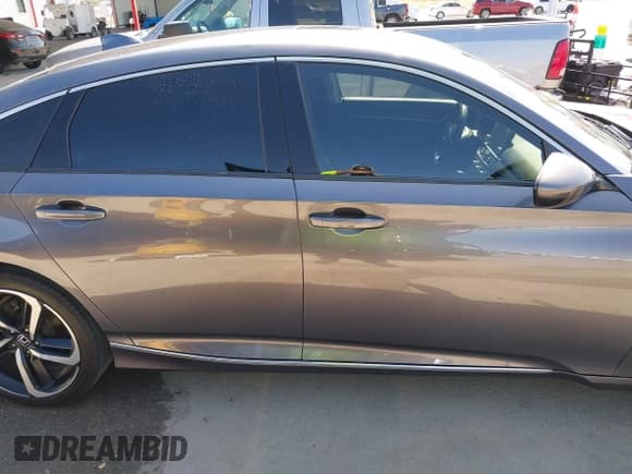 ✅ 2019 Honda Accord EX • VIN: 1HGCV1F40KA036414 • Lot: 43491785. Wystawiony na IAAI z przebiegiem 76 245 mil. Bezpłatny archiwum sprzedaży aukcyjnych z USA i szczegółowy raport historii pojazdu na DreamBid. Zdjęcie 14.