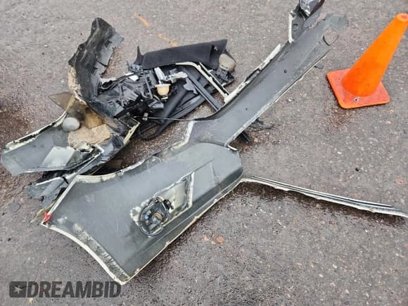 ✅ 2018 Nissan Altima S • VIN: 1N4AL3AP9JC274764 • Lot: 93598725. Wystawiony na Copart z przebiegiem 242 710 mil. Bezpłatny archiwum sprzedaży aukcyjnych z USA i szczegółowy raport historii pojazdu na DreamBid. Zdjęcie 12.