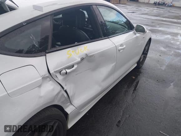 ✅ 2015 Audi A7 Prestige • VIN: WAU2GAFC4FN006274 • Lot: 43480236. Wystawiony na IAAI z przebiegiem 98 496 mil. Bezpłatny archiwum sprzedaży aukcyjnych z USA i szczegółowy raport historii pojazdu na DreamBid. Zdjęcie 6.