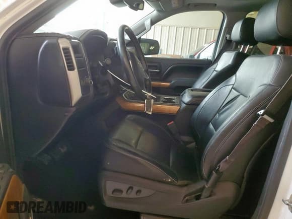 ✅ 2014 Chevrolet Silverado 1500 LTZ • VIN: 3GCPCSEC6EG140822 • Lot: 71682175. Listed on Copart with 181,482 mi. Free auction sales archive from the USA and detailed vehicle history report at DreamBid. Image 7.