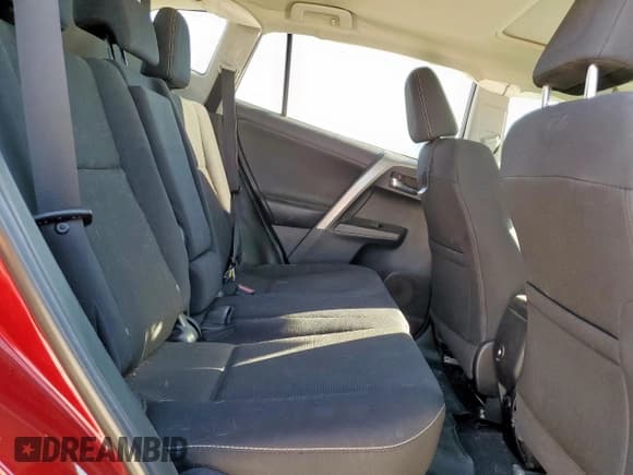 ✅ 2018 Toyota RAV4 XLE • VIN: 2T3WFREV6JW430498 • Lot: 86178725. Listed on Copart with 55,434 mi. Free auction sales archive from the USA and detailed vehicle history report at DreamBid. Image 11.
