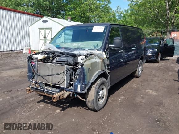 ✅ 2011 Chevrolet Express Cargo • VIN: 1GCZGTCA3B1151128 • Lot: 42423120. Listed on IAAI with 109,268 mi. Free auction sales archive from the USA and detailed vehicle history report at DreamBid. Image 18.