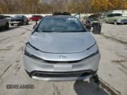 ✅ 2023 Toyota Prius LE • VIN: JTDADABUXP3006654 • Лот: 90344385. Опубликован ранее на Copart с пробегом 26 056 миль. Бесплатный доступ к архиву аукционных продаж из США и подробный отчёт об истории автомобиля на DreamBid. Изображение 5.