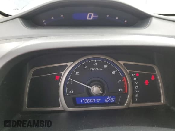 ✅ 2009 Honda Civic DX-G • VIN: 2HGFA16419H115353 • Лот: 48923985. Опубликован ранее на Copart с пробегом 172 600 миль. Бесплатный доступ к архиву аукционных продаж из США и подробный отчёт об истории автомобиля на DreamBid. Изображение 9.