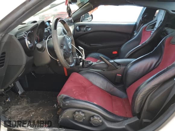 ✅ 2019 Nissan 370Z Nismo • VIN: JN1AZ4EH3KM422469 • Lot: 87212394. Wystawiony na Copart z przebiegiem 54 289 mil. Bezpłatny archiwum sprzedaży aukcyjnych z USA i szczegółowy raport historii pojazdu na DreamBid. Zdjęcie 7.