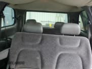 ✅ 2000 Chrysler Voyager • VIN: 2C4FJ25B2YR823236 • Lot: 54248325. Wystawiony na Copart z przebiegiem 247 626 mil. Bezpłatny archiwum sprzedaży aukcyjnych z USA i szczegółowy raport historii pojazdu na DreamBid. Zdjęcie 10.