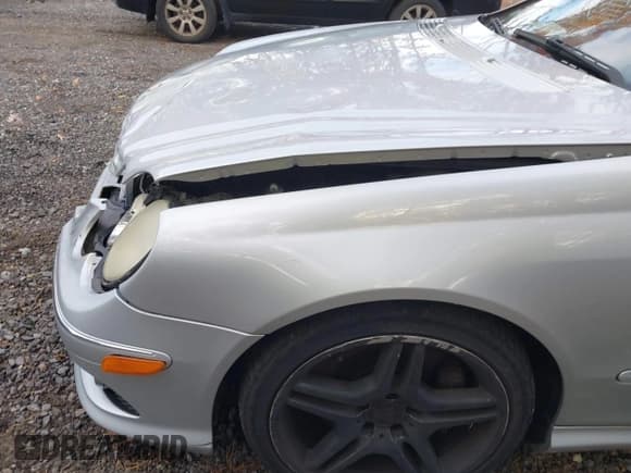 ✅ 2006 Mercedes-Benz CLK 500 • VIN: WDBTJ75J56F176437 • Lot: 43579300. Wystawiony na IAAI z przebiegiem 155 740 mil. Bezpłatny archiwum sprzedaży aukcyjnych z USA i szczegółowy raport historii pojazdu na DreamBid. Zdjęcie 17.