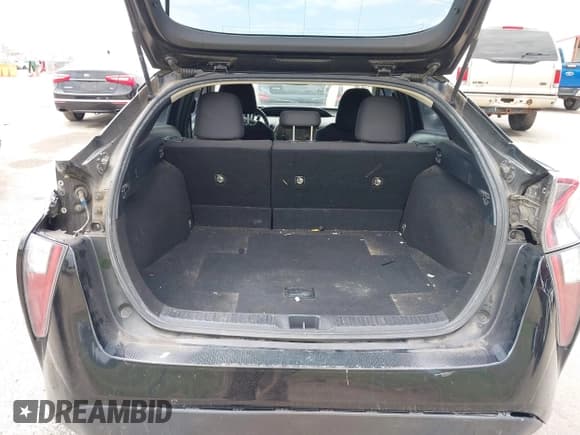 ✅ 2016 Toyota Prius Four • VIN: JTDKARFU1G3525369 • Лот: 43121179. Опубликован ранее на IAAI с пробегом 227 715 миль. Бесплатный доступ к архиву аукционных продаж из США и подробный отчёт об истории автомобиля на DreamBid. Изображение 18.