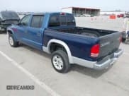 ✅ 2004 Dodge Dakota SLT • VIN: 1D7HG48NX4S585546 • Lot: 41836690. Wystawiony na IAAI z przebiegiem 191 735 mil. Bezpłatny archiwum sprzedaży aukcyjnych z USA i szczegółowy raport historii pojazdu na DreamBid. Zdjęcie 3.
