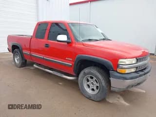 ✅ 2000 Chevrolet Silverado 1500 LT • VIN: 1GCEK19T8YE149256 • Lot: 42170413. Listed on IAAI with 239,599 mi. Free auction sales archive from the USA and detailed vehicle history report at DreamBid. Image 1.