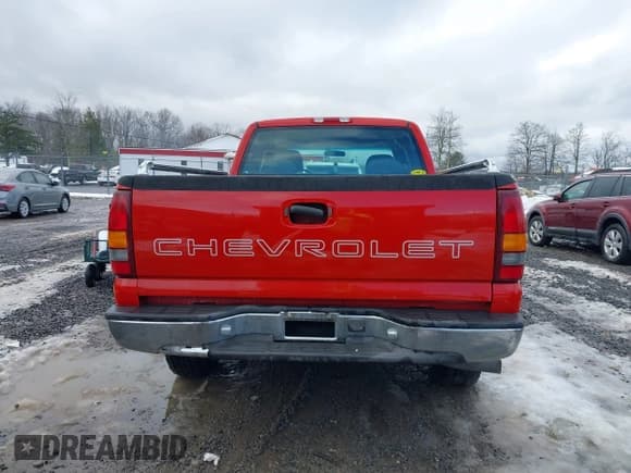 ✅ 2001 Chevrolet Silverado 1500 LS • VIN: 2GCEK19V211385829 • Lot: 41544983. Wystawiony na IAAI z przebiegiem 92 936 mil. Bezpłatny archiwum sprzedaży aukcyjnych z USA i szczegółowy raport historii pojazdu na DreamBid. Zdjęcie 16.