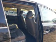 ✅ 2014 Honda Odyssey Touring • VIN: 5FNRL5H91EB133860 • Lot: 43515152. Wystawiony na IAAI z przebiegiem 101 698 mil. Bezpłatny archiwum sprzedaży aukcyjnych z USA i szczegółowy raport historii pojazdu na DreamBid. Zdjęcie 8.