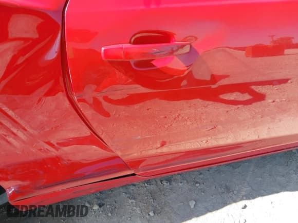 ✅ 2011 Chevrolet Camaro 2LS • VIN: 2G1FA1ED9B9153812 • Lot: 42383018. Wystawiony na IAAI z przebiegiem 114 197 mil. Bezpłatny archiwum sprzedaży aukcyjnych z USA i szczegółowy raport historii pojazdu na DreamBid. Zdjęcie 18.