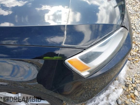 ✅ 2014 Volkswagen Jetta TDI w/Premium/Nav • VIN: 3VWLL7AJ7EM407772 • Lot: 41841561. Listed on IAAI with 121,939 mi. Free auction sales archive from the USA and detailed vehicle history report at DreamBid. Image 15.