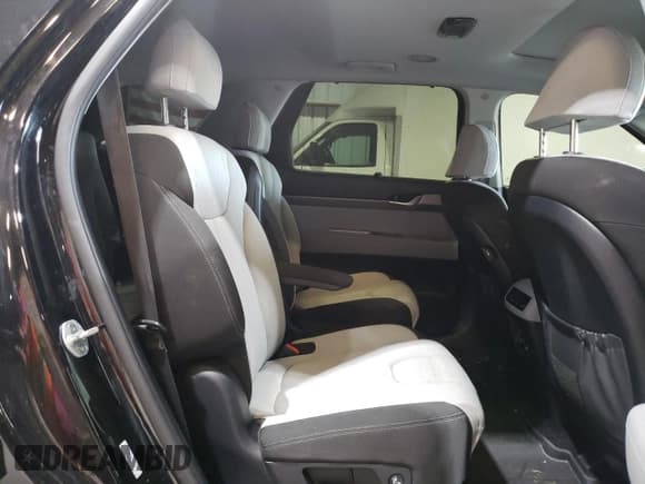 ✅ 2020 Hyundai Palisade SEL • VIN: KM8R3DHE1LU162332 • Лот: 74875094. Опубликован ранее на Copart с пробегом 70 196 миль. Бесплатный доступ к архиву аукционных продаж из США и подробный отчёт об истории автомобиля на DreamBid. Изображение 11.