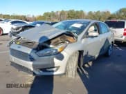 ✅ 2015 Ford Focus Titanium • VIN: 1FADP3J23FL304788 • Lot: 43670437. Wystawiony na IAAI z przebiegiem 155 474 mil. Bezpłatny archiwum sprzedaży aukcyjnych z USA i szczegółowy raport historii pojazdu na DreamBid. Zdjęcie 2.