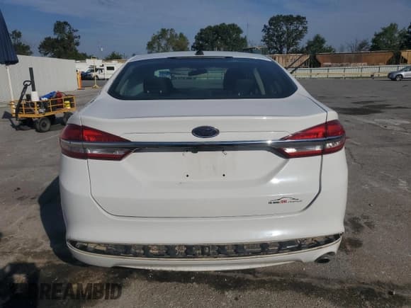 ✅ 2018 Ford Fusion SE • VIN: 3FA6P0H78JR133622 • Lot: 84614495. Wystawiony na Copart z przebiegiem 90 979 mil. Bezpłatny archiwum sprzedaży aukcyjnych z USA i szczegółowy raport historii pojazdu na DreamBid. Zdjęcie 6.