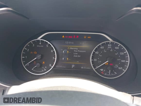 ✅ 2018 Nissan Maxima SV • VIN: 1N4AA6AP1JC382156 • Lot: 42701776. Listed on IAAI with 85,798 mi. Free auction sales archive from the USA and detailed vehicle history report at DreamBid. Image 7.