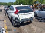 ✅ 2018 Mitsubishi Eclipse Cross ES • VIN: JA4AS3AA5JZ067109 • Lot: 42029168. Wystawiony na IAAI z przebiegiem 62 541 mil. Bezpłatny archiwum sprzedaży aukcyjnych z USA i szczegółowy raport historii pojazdu na DreamBid. Zdjęcie 3.