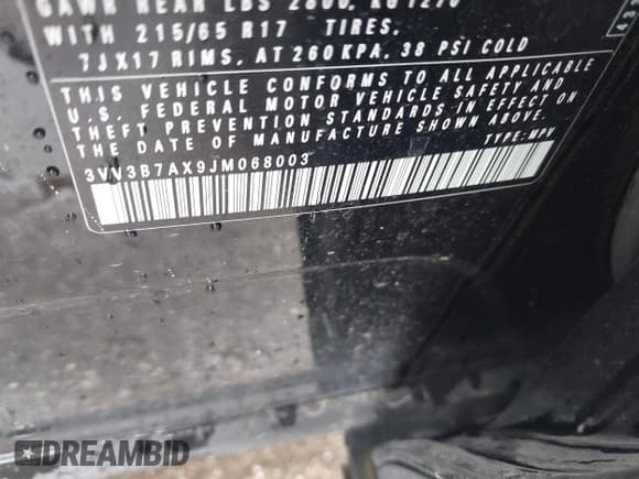 ✅ 2018 Volkswagen Tiguan SEL • VIN: 3VV3B7AX9JM068003 • Lot: 41917511. Wystawiony na IAAI z przebiegiem 75 656 mil. Bezpłatny archiwum sprzedaży aukcyjnych z USA i szczegółowy raport historii pojazdu na DreamBid. Zdjęcie 9.