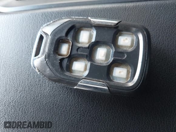 ✅ 2017 Chevrolet Tahoe LT • VIN: 1GNSKBKC1HR193229 • Lot: 43275962. Listed on IAAI with 132,581 mi. Free auction sales archive from the USA and detailed vehicle history report at DreamBid. Image 11.